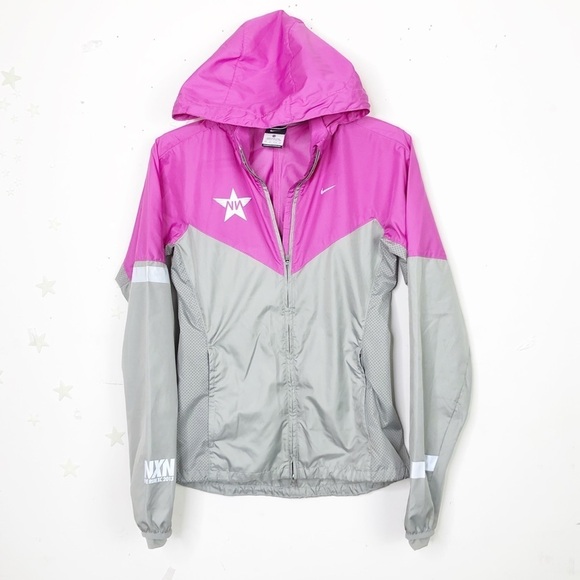 NIKE pink and gray hooded running jacket - Picture 9 of 11